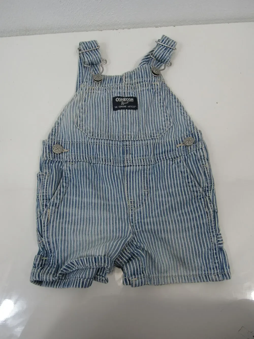 Oshkosh B'Gosh 6M Blue Overalls Classic Bib Style Striped Pinstripes Conductor